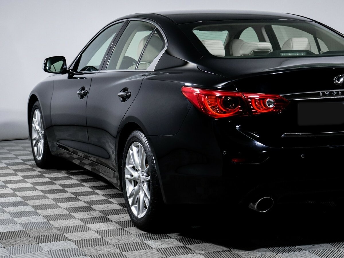 Infiniti Q50 2014 года с пробегом. Фото: #19