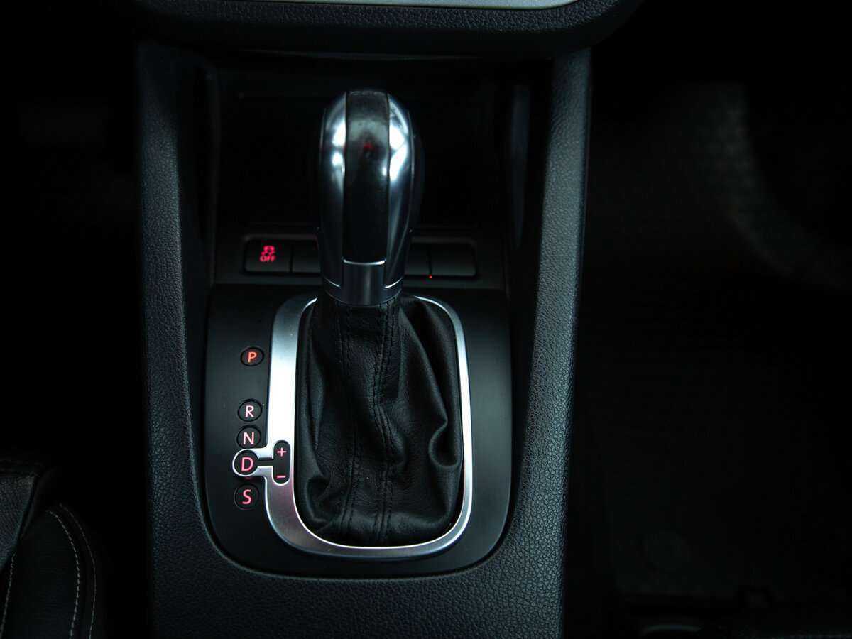 Volkswagen Scirocco 2011 года с пробегом. Фото: #14