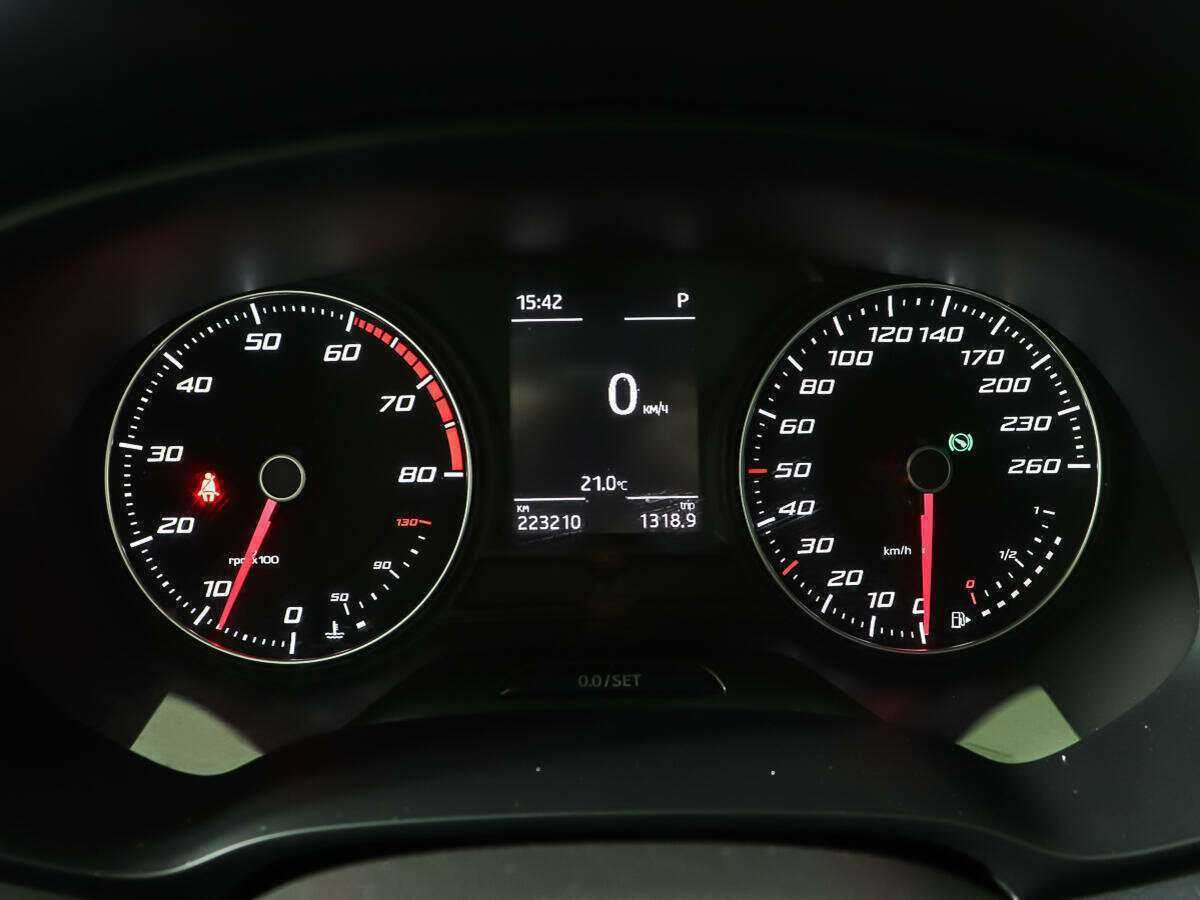 SEAT Leon 2013 года с пробегом. Фото: #9
