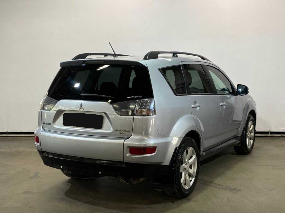 Mitsubishi Outlander 2011 года с пробегом. Фото: #7