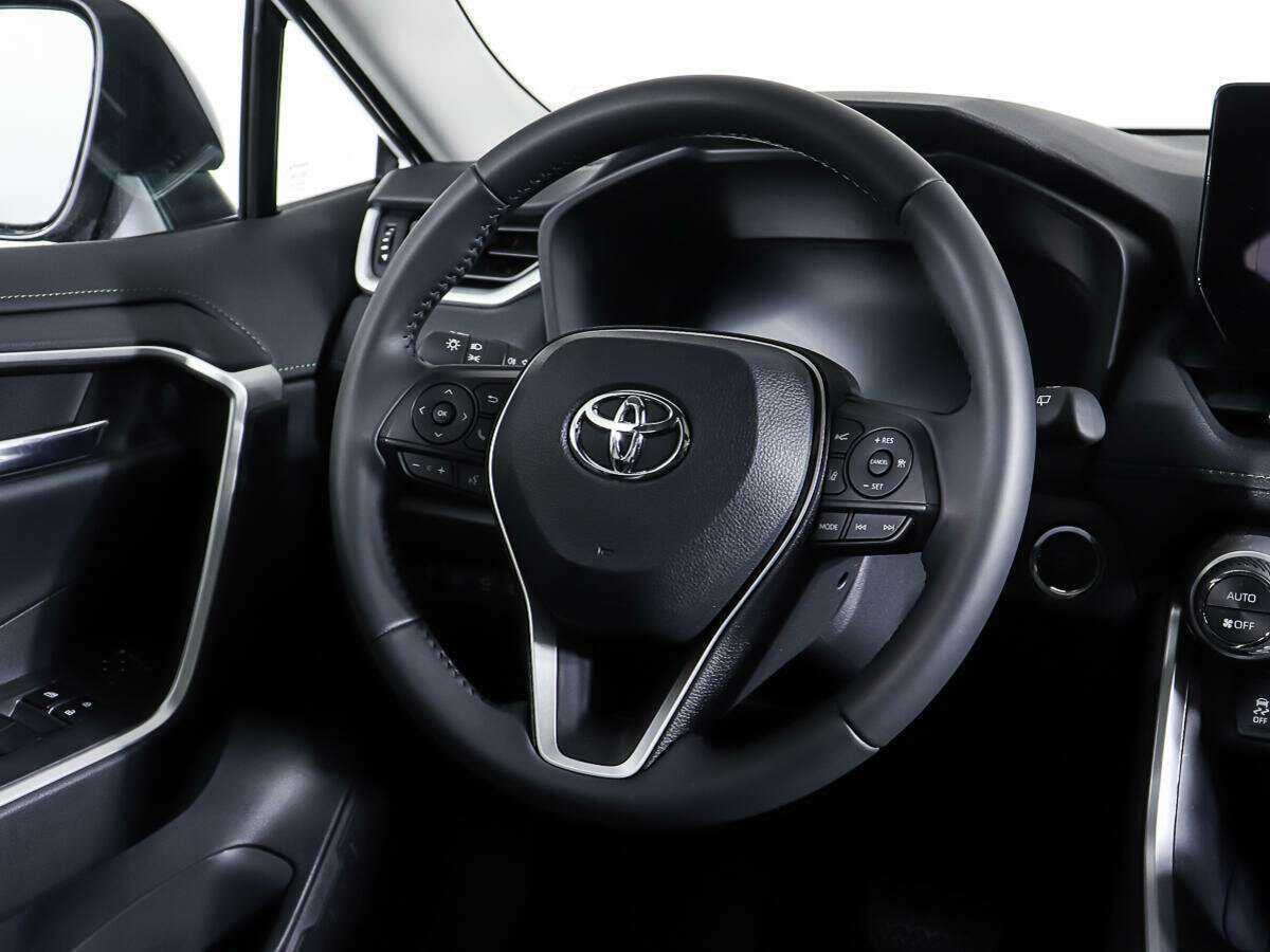 Toyota RAV4 2023 года с пробегом. Фото: #13