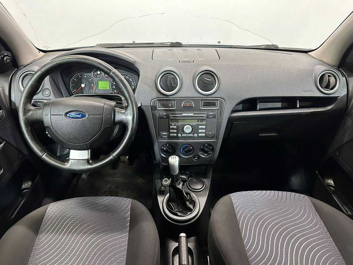 Ford Fusion 2007 года с пробегом. Фото: #8