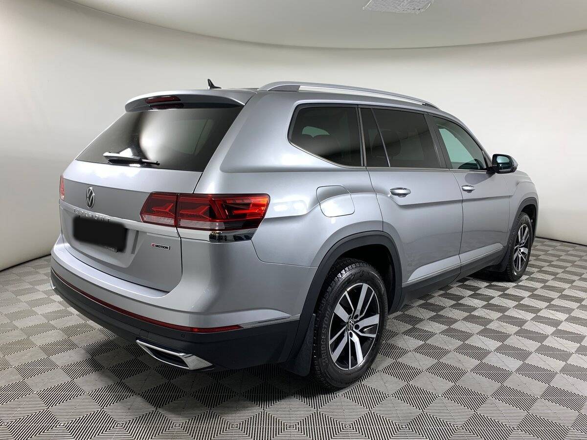Volkswagen Teramont 2021 года с пробегом. Фото: #4