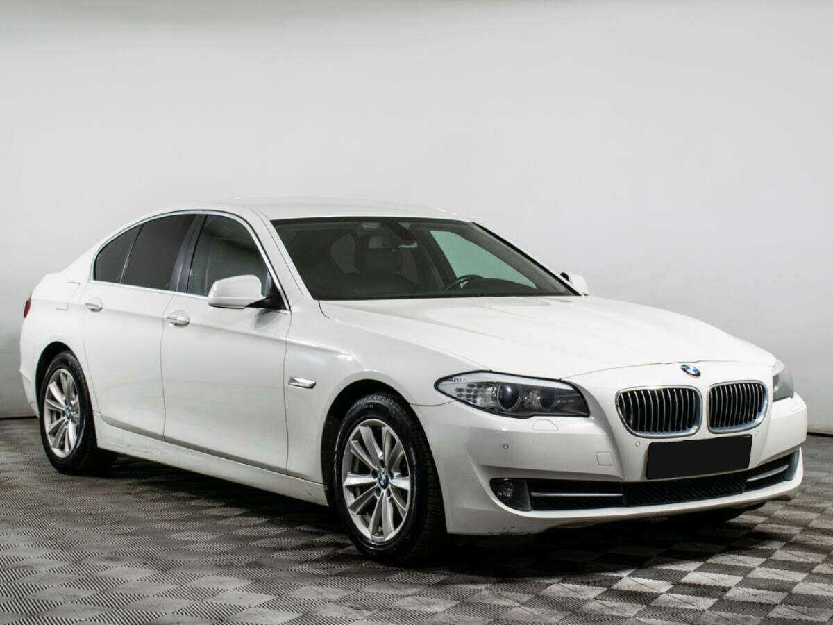 BMW 5 серии 2012 года с пробегом. Фото: #2