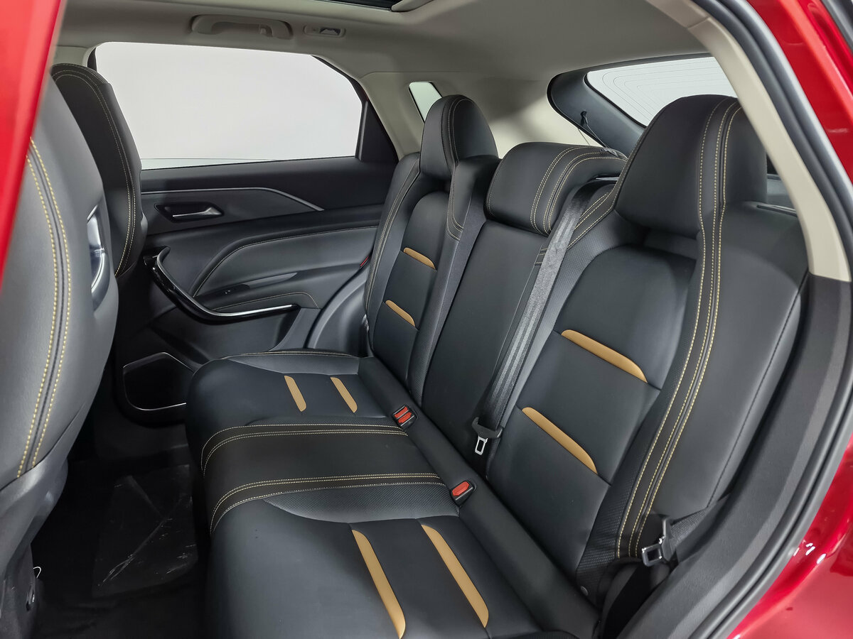 FAW Bestune T77 2024 года с пробегом. Фото: #11