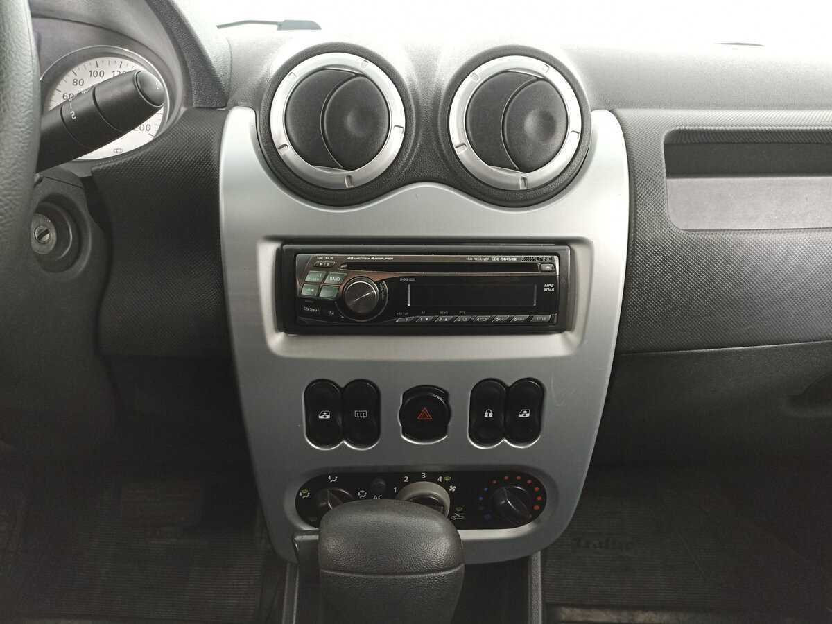 Renault Logan 2011 года с пробегом. Фото: #14