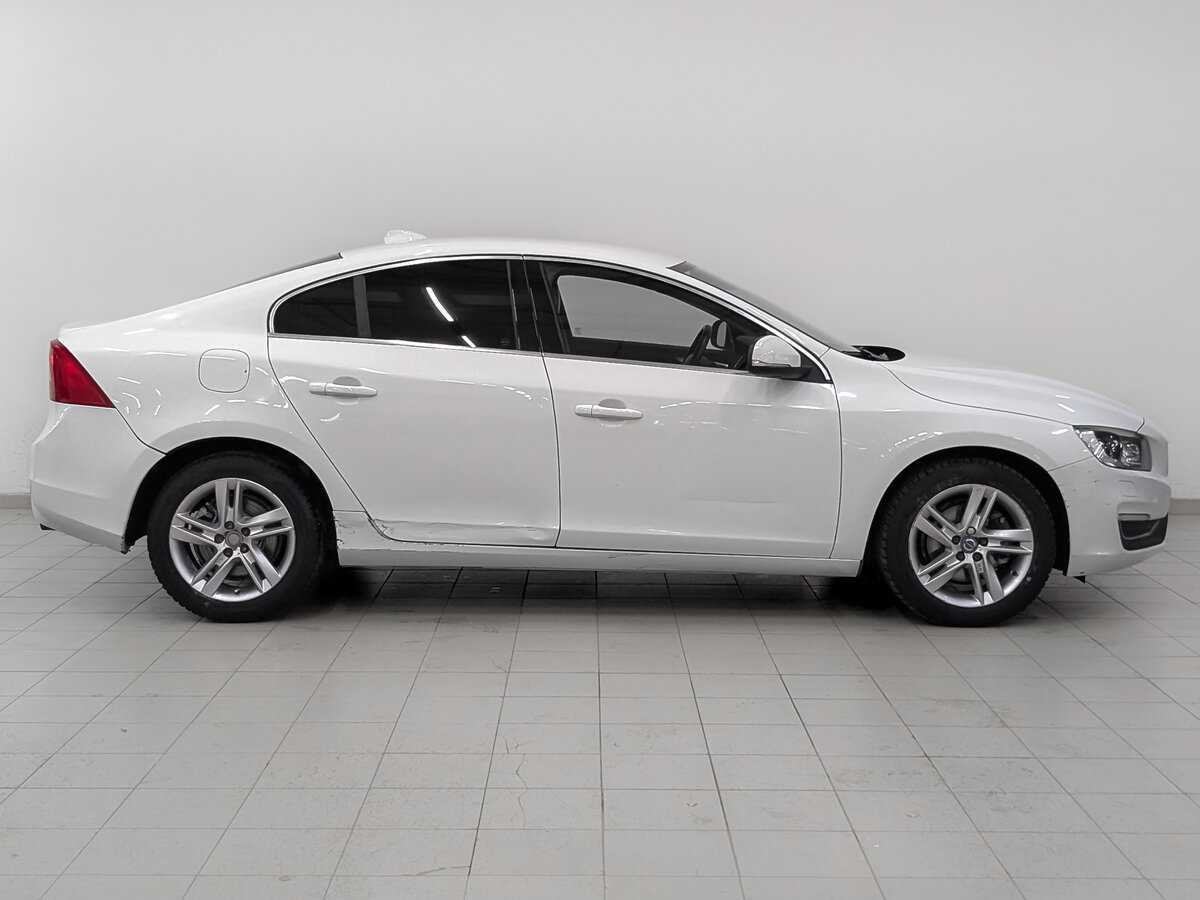 Volvo S60 2016 года с пробегом. Фото: #3