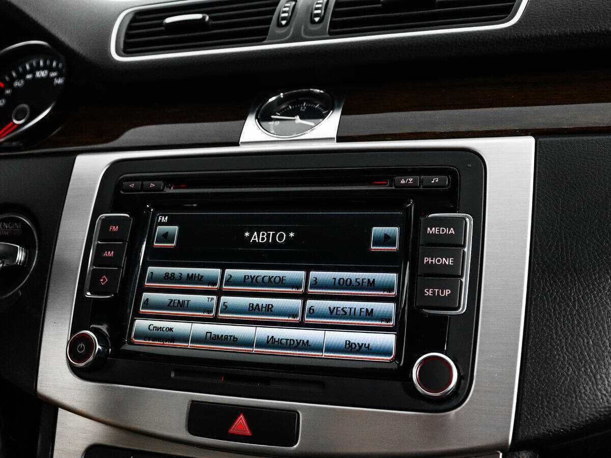 Volkswagen Passat 2011 года с пробегом. Фото: #13