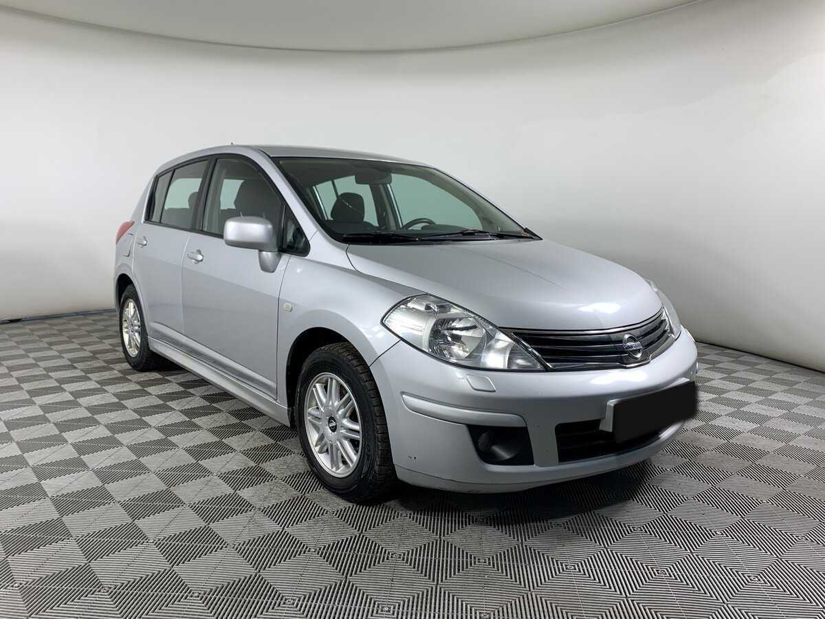 Nissan Tiida 2011 года с пробегом. Фото: #2