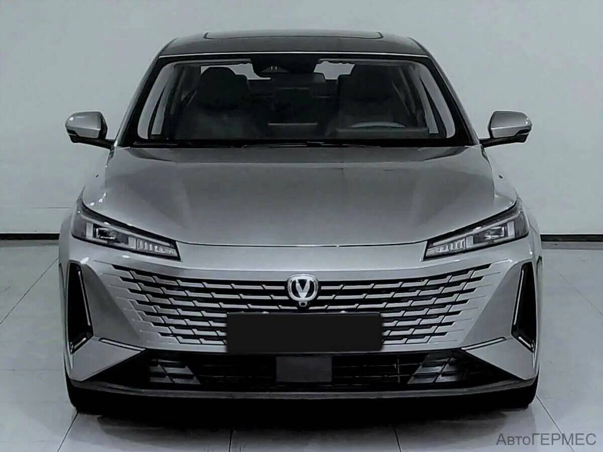 Changan Lamore 2023 года с пробегом. Фото: #1