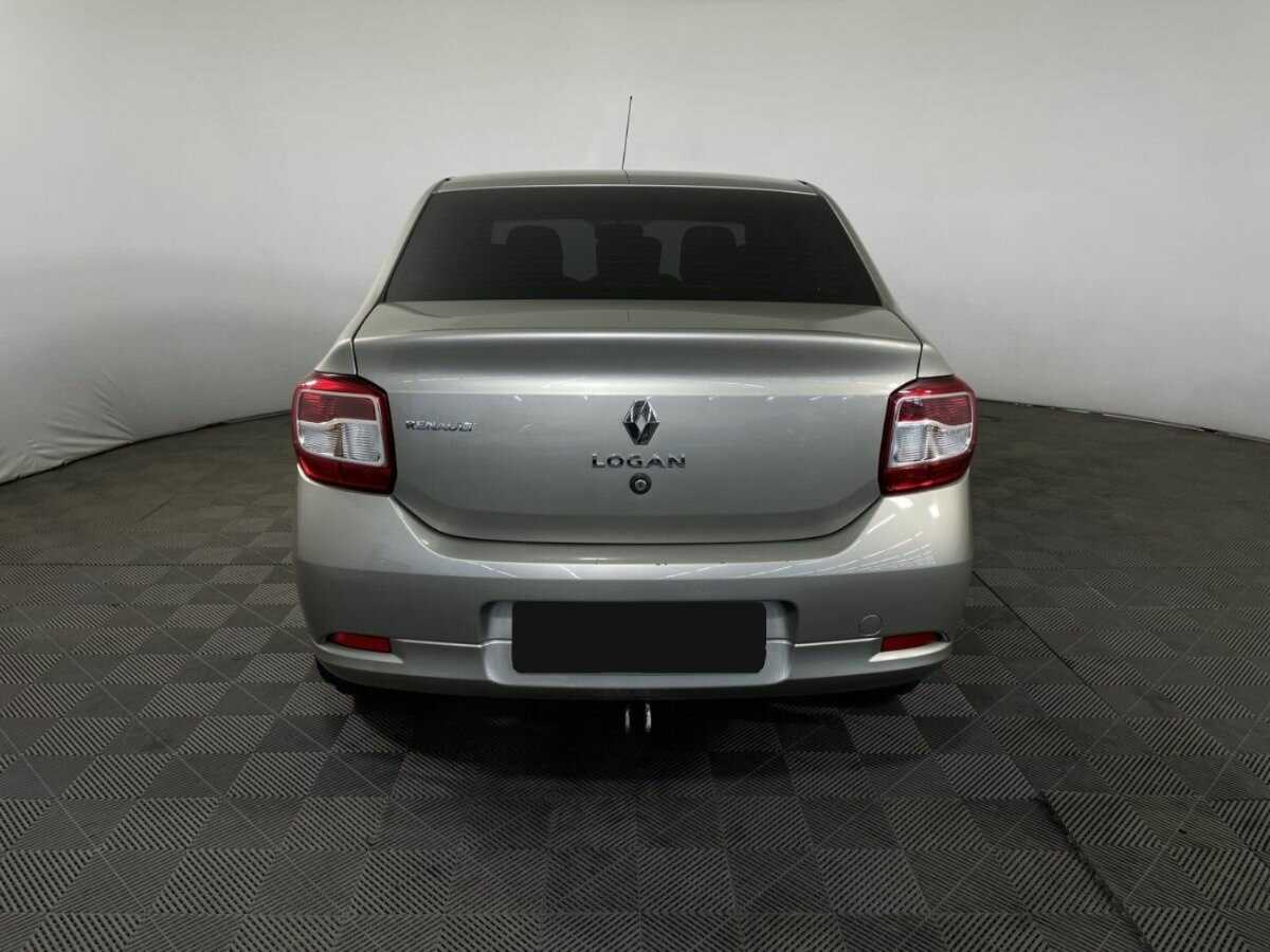 Renault Logan 2018 года с пробегом. Фото: #2