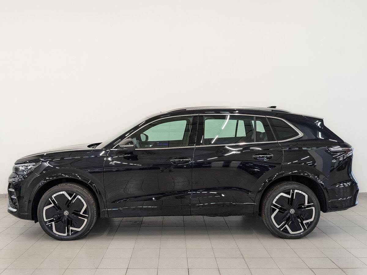 Volkswagen Tiguan 2024 года с пробегом. Фото: #2