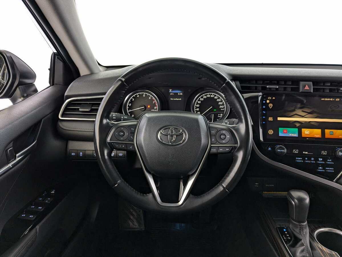 Toyota Camry 2020 года с пробегом. Фото: #20
