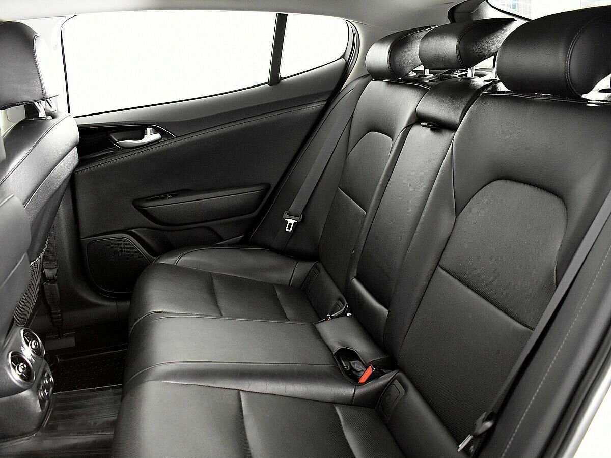 Kia Stinger 2018 года с пробегом. Фото: #7