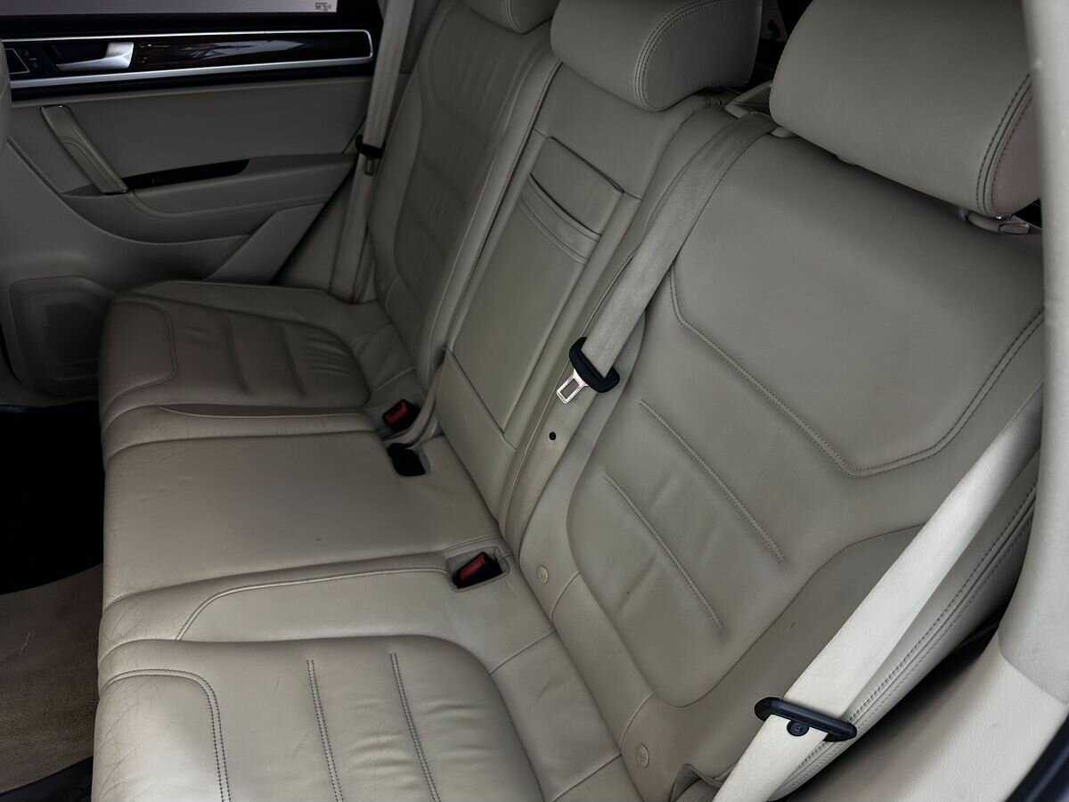 Volkswagen Touareg 2010 года с пробегом. Фото: #8