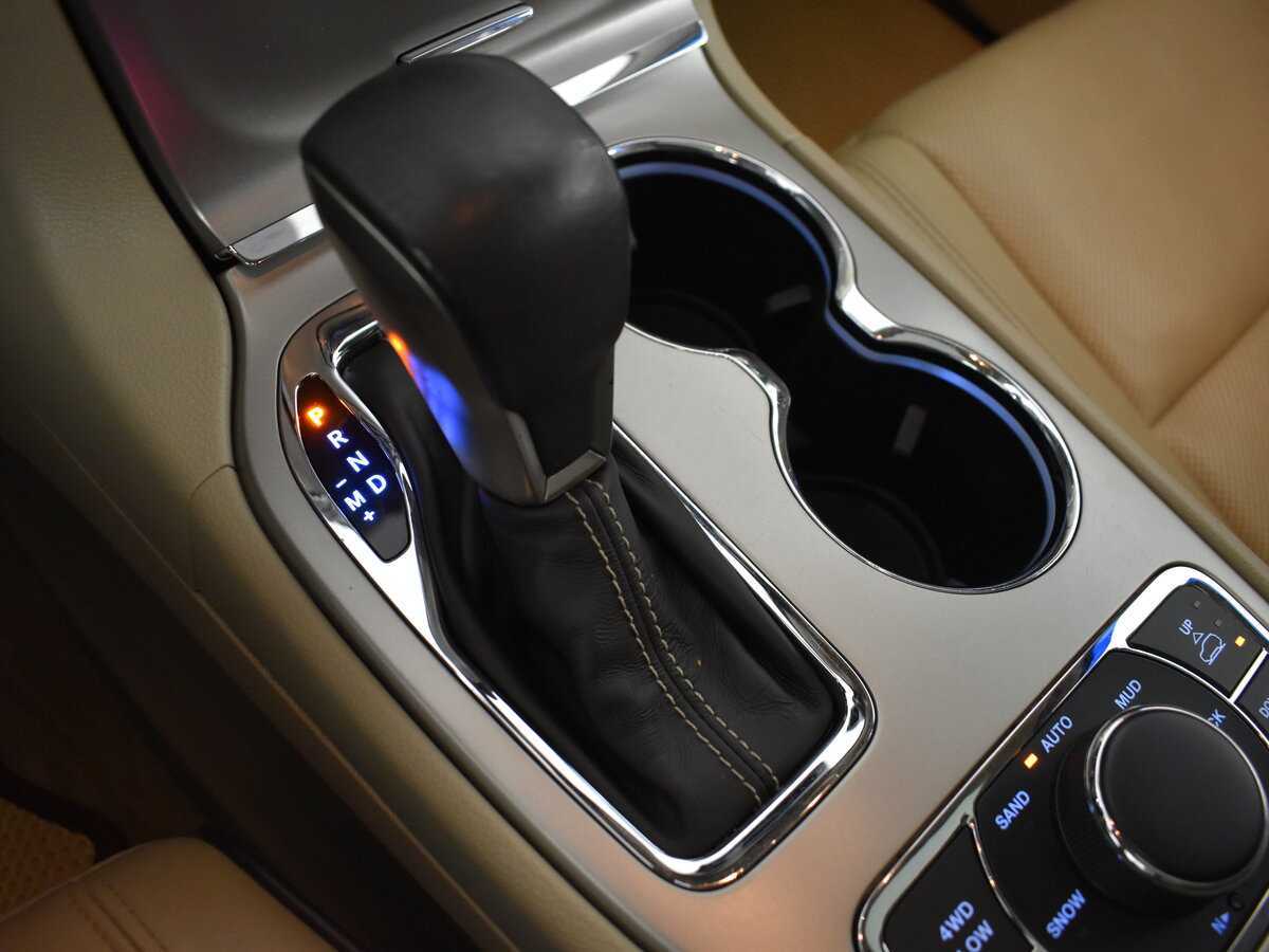 Jeep Grand Cherokee 2016 года с пробегом. Фото: #17