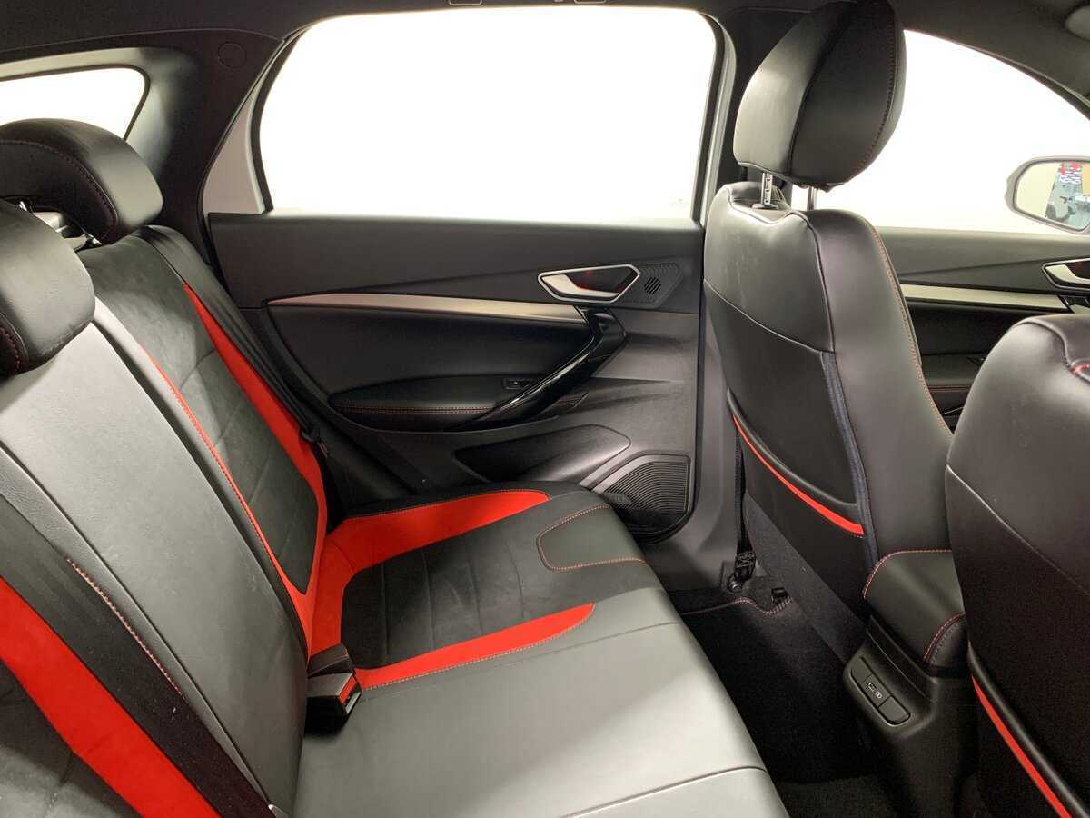 Lada (ВАЗ) Vesta 2024 года с пробегом. Фото: #17