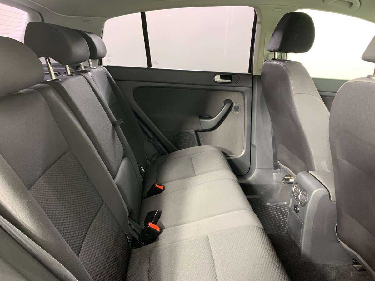 Volkswagen Golf Plus 2010 года с пробегом. Фото: #14