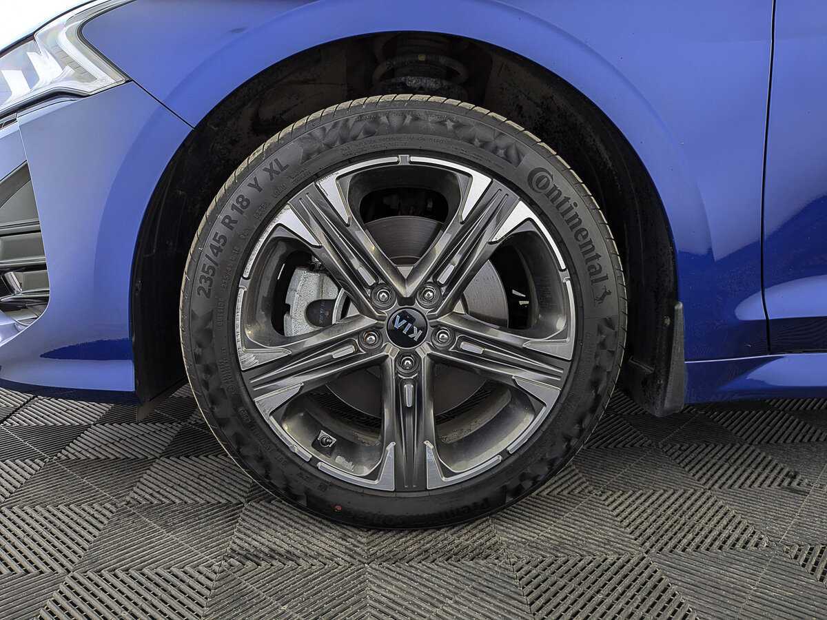 Kia K5 2021 года с пробегом. Фото: #11