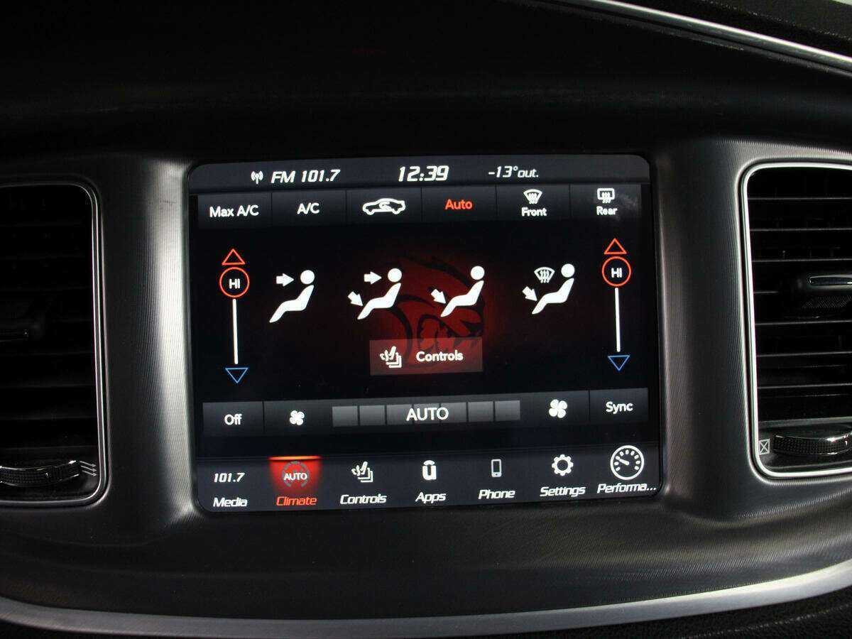 Dodge Charger 2020 года с пробегом. Фото: #29