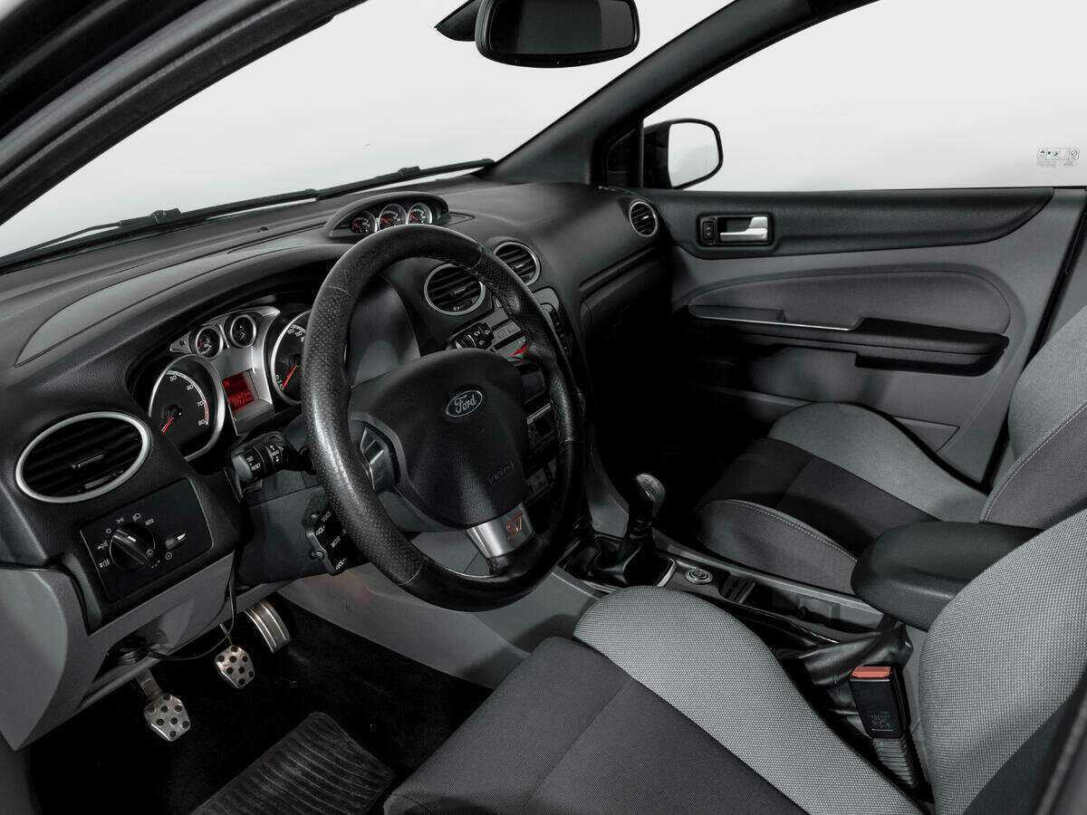 Ford Focus ST 2008 года с пробегом. Фото: #15