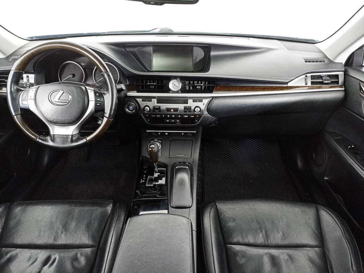 Lexus ES 2013 года с пробегом. Фото: #11