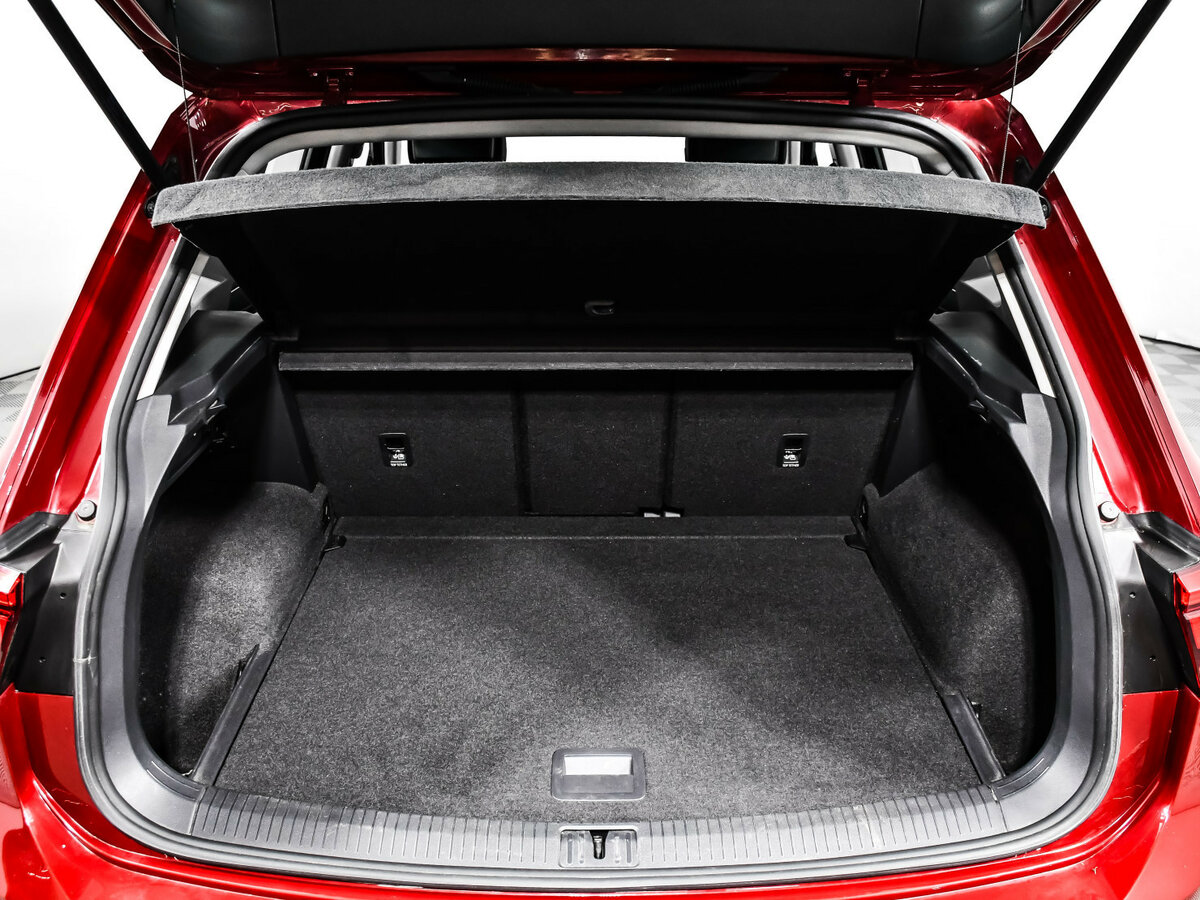 Volkswagen Tiguan 2020 года с пробегом. Фото: #16