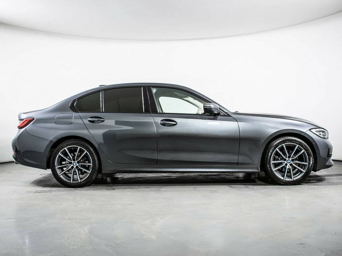 BMW 3 серии 2020 года с пробегом. Фото: #3