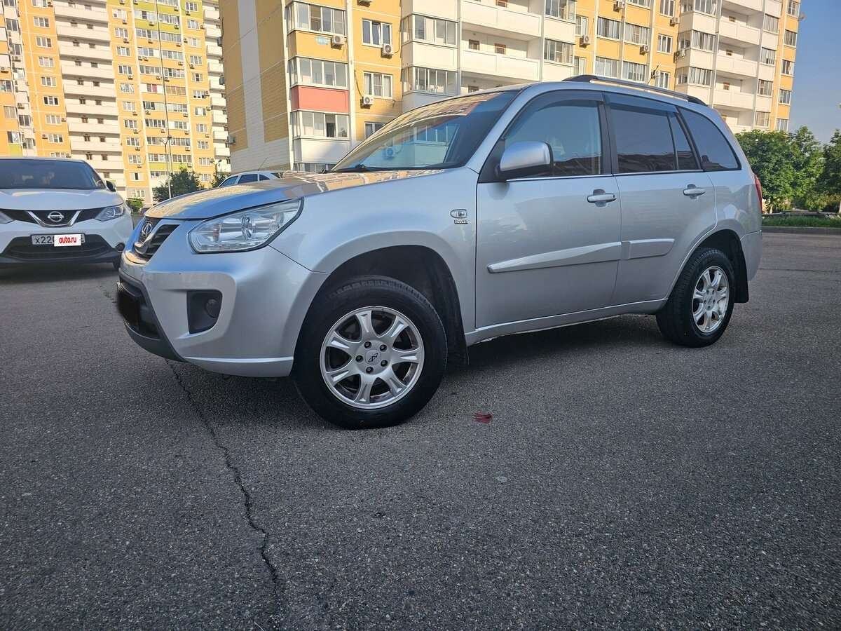 Chery Tiggo (T11) 2014 года с пробегом. Фото: #0