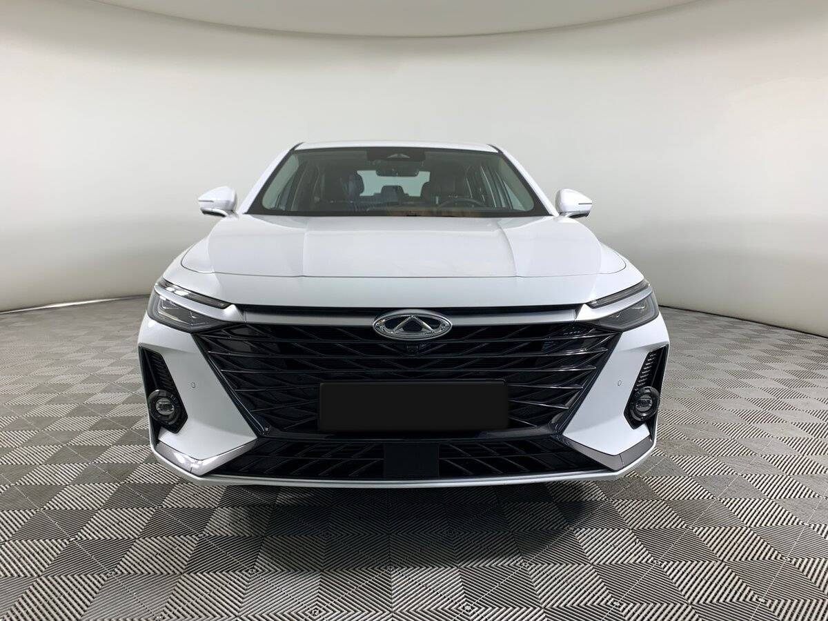 Chery Arrizo 8 2023 года с пробегом. Фото: #1