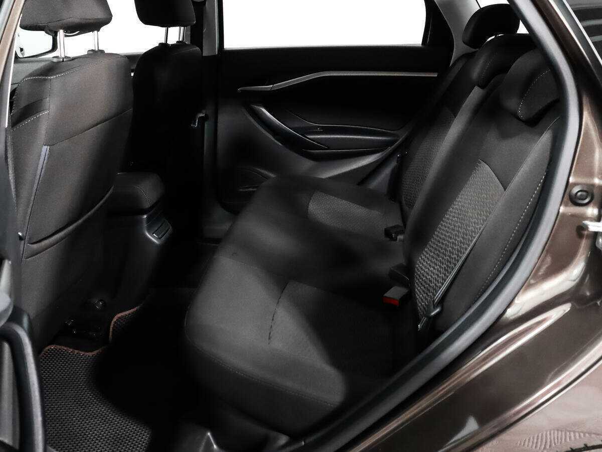 Lada (ВАЗ) Vesta 2019 года с пробегом. Фото: #9