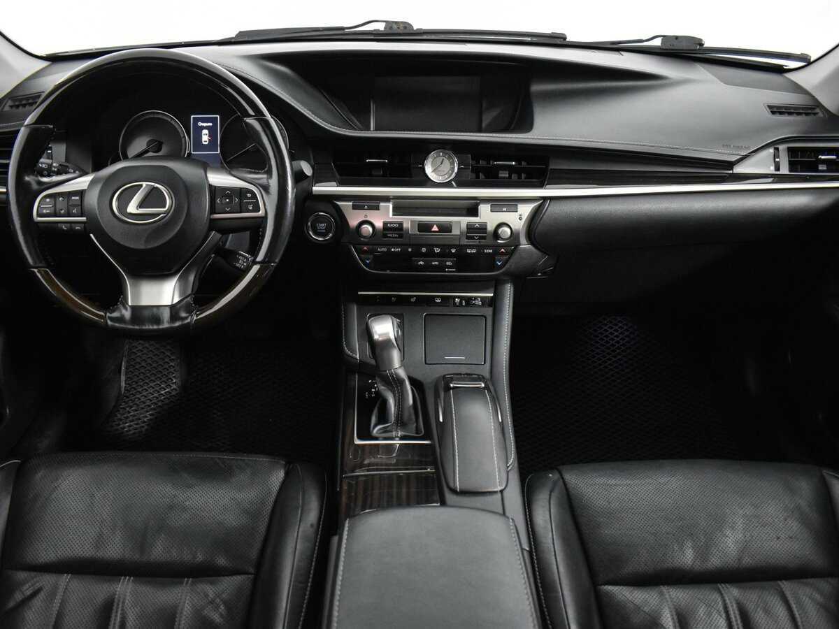 Lexus ES 2015 года с пробегом. Фото: #12