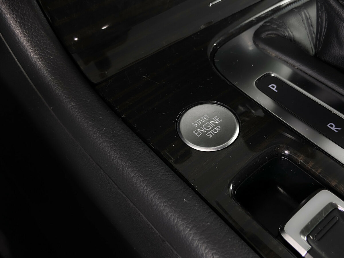 Volkswagen Touareg 2015 года с пробегом. Фото: #13