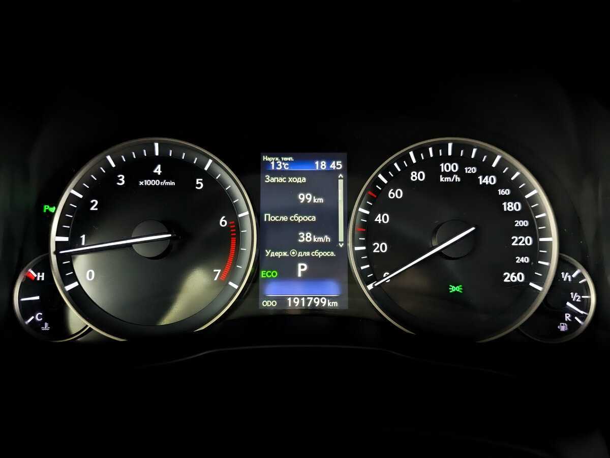 Lexus ES 2018 года с пробегом. Фото: #10