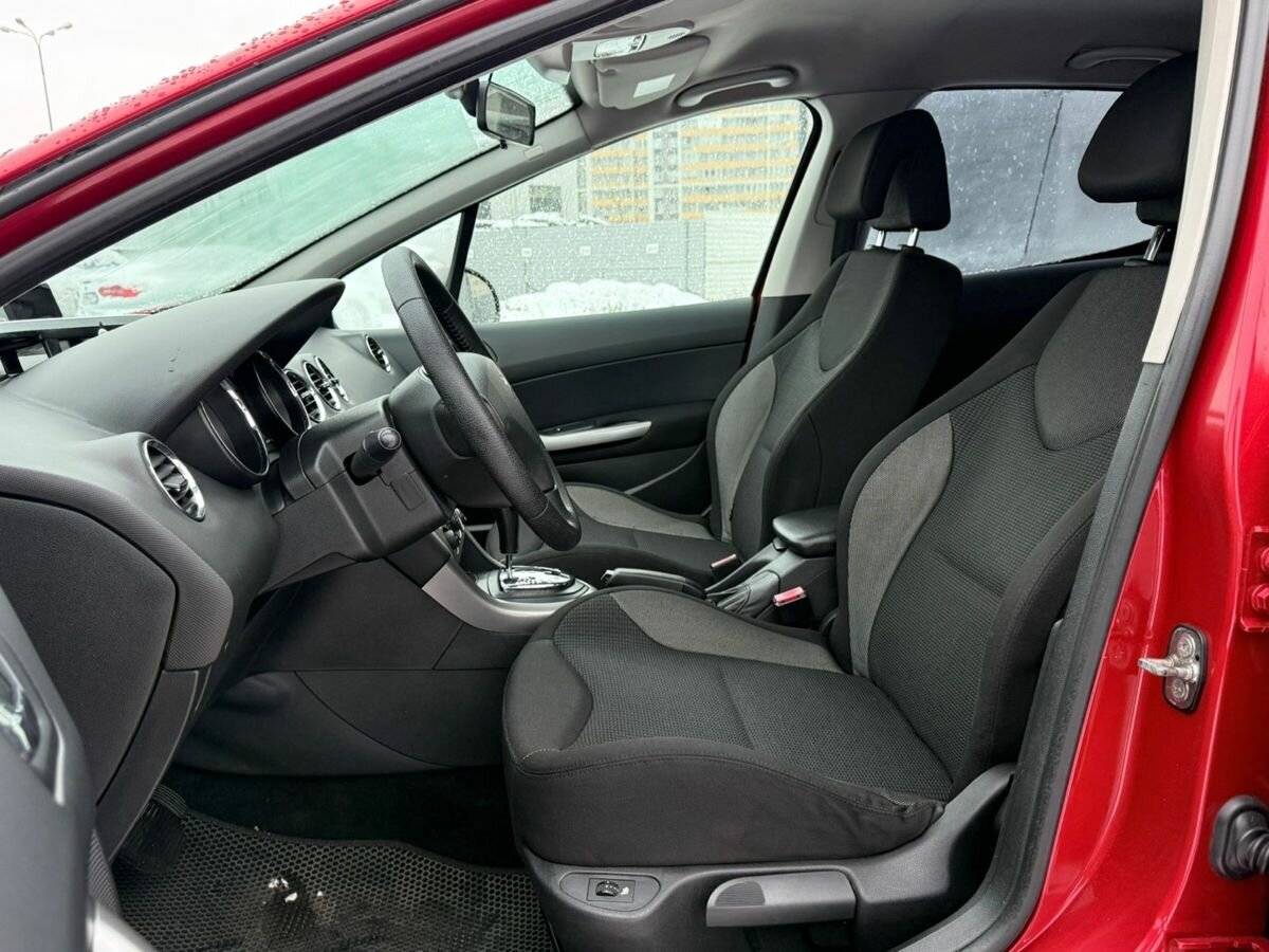 Peugeot 308 2008 года с пробегом. Фото: #9