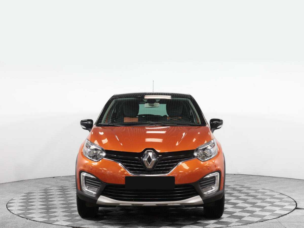 Renault Kaptur 2018 года с пробегом. Посмотреть фото