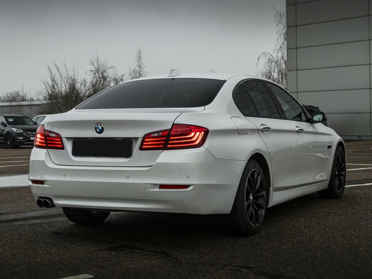 BMW 5 серии 2015 года с пробегом. Фото: #5