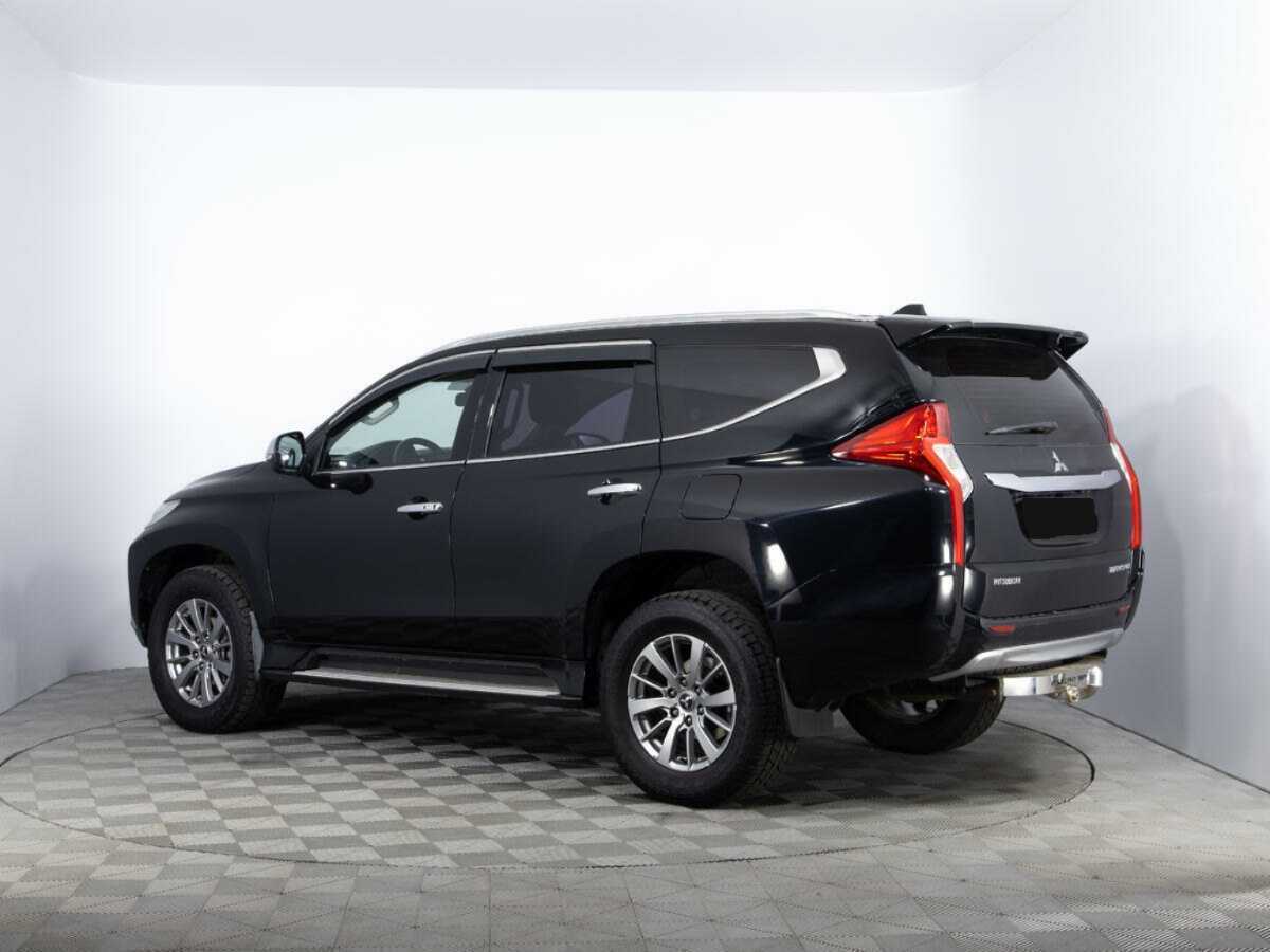Mitsubishi Pajero Sport 2017 года с пробегом. Фото: #6