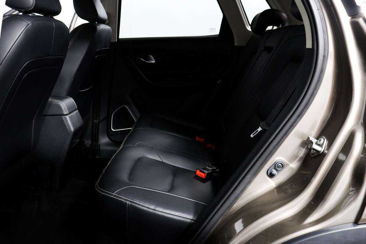 FAW Besturn X40 2019 года с пробегом. Фото: #11