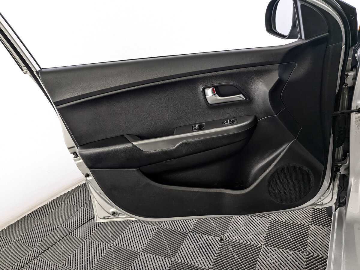 Kia Rio 2014 года с пробегом. Фото: #14