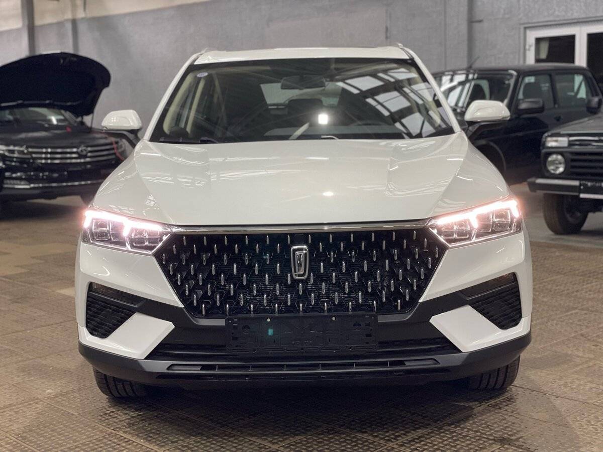 FAW Bestune T77 2023 года с пробегом. Фото: #1