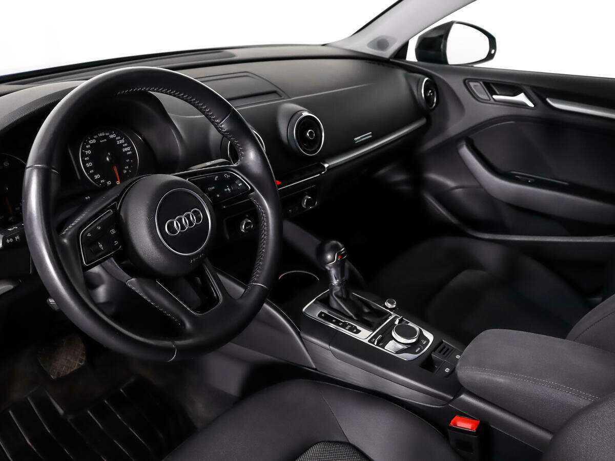 Audi A3 2019 года с пробегом. Фото: #7