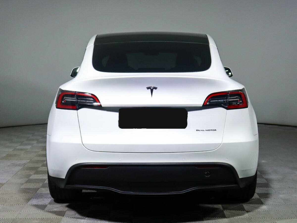 Tesla Model Y 2021 года с пробегом. Фото: #4