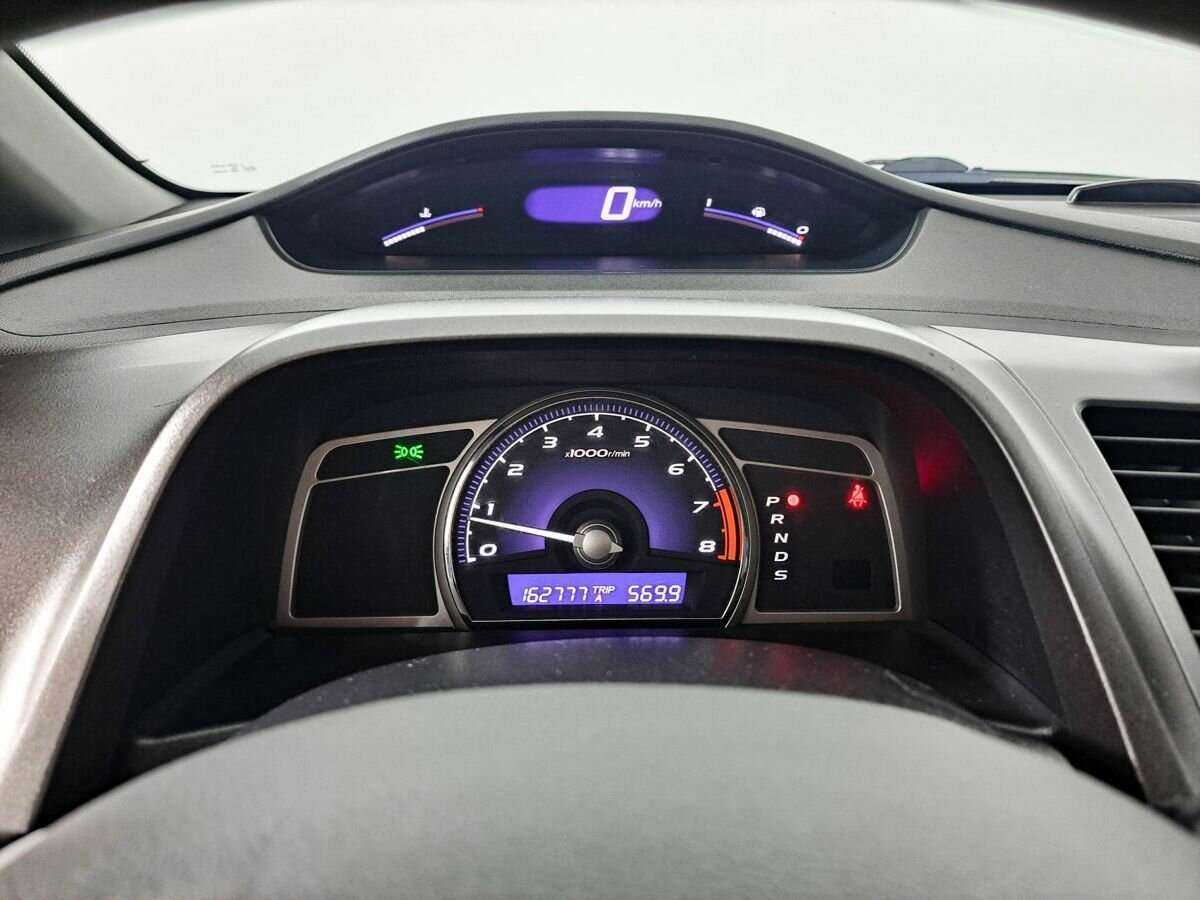 Honda Civic 2007 года с пробегом. Фото: #12