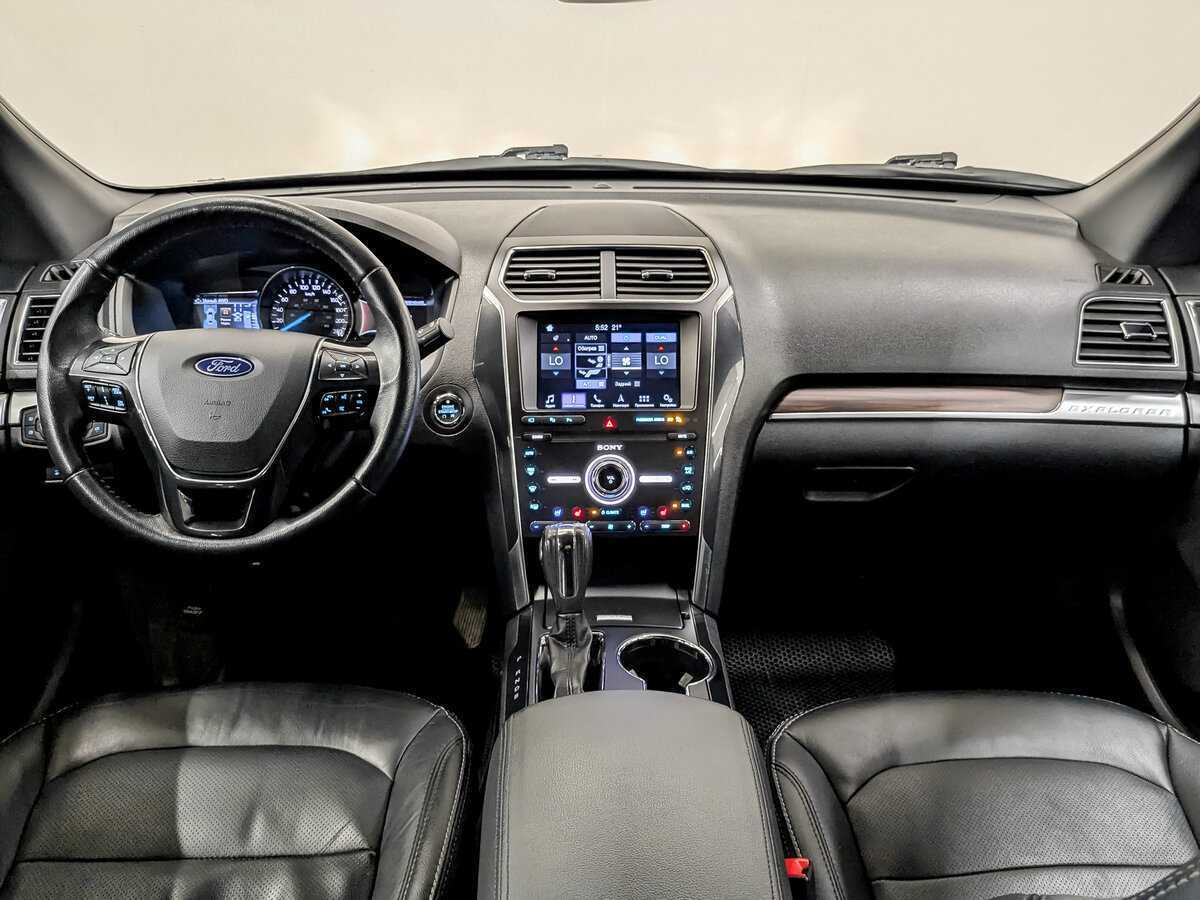 Ford Explorer 2019 года с пробегом. Фото: #13