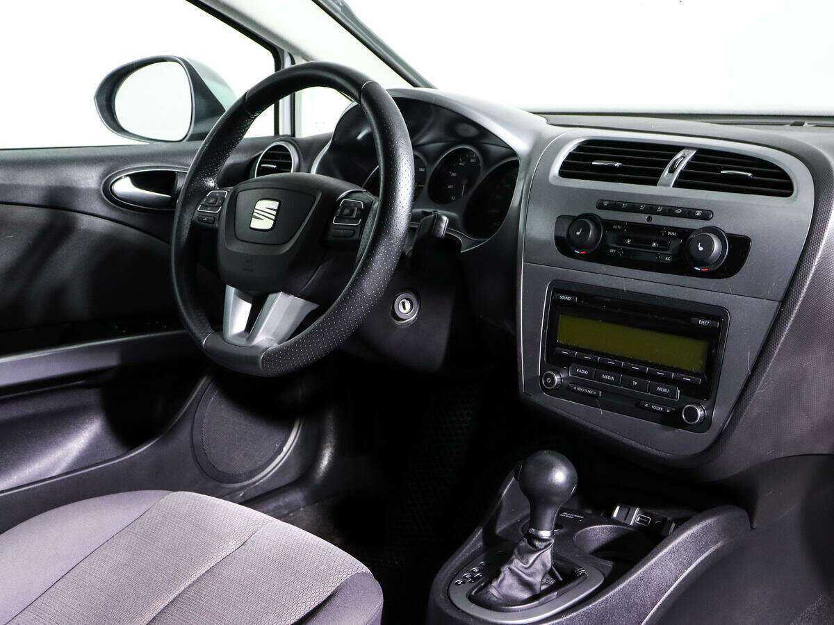 SEAT Leon 2012 года с пробегом. Фото: #6