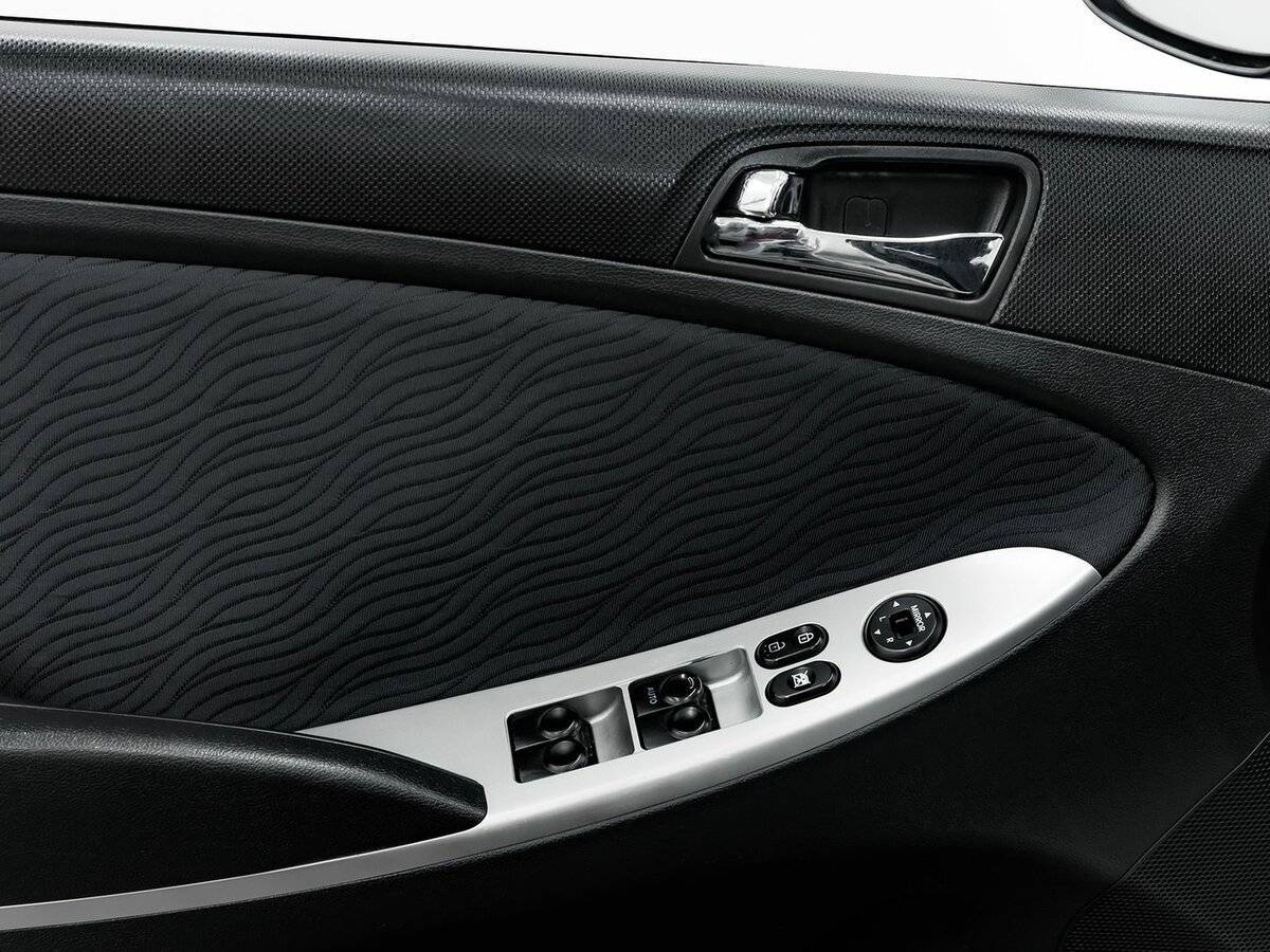 Hyundai Solaris 2011 года с пробегом. Фото: #18