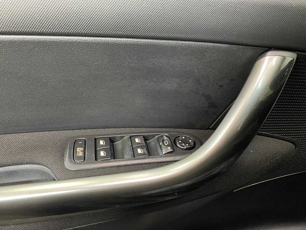 Peugeot 308 2011 года с пробегом. Фото: #14