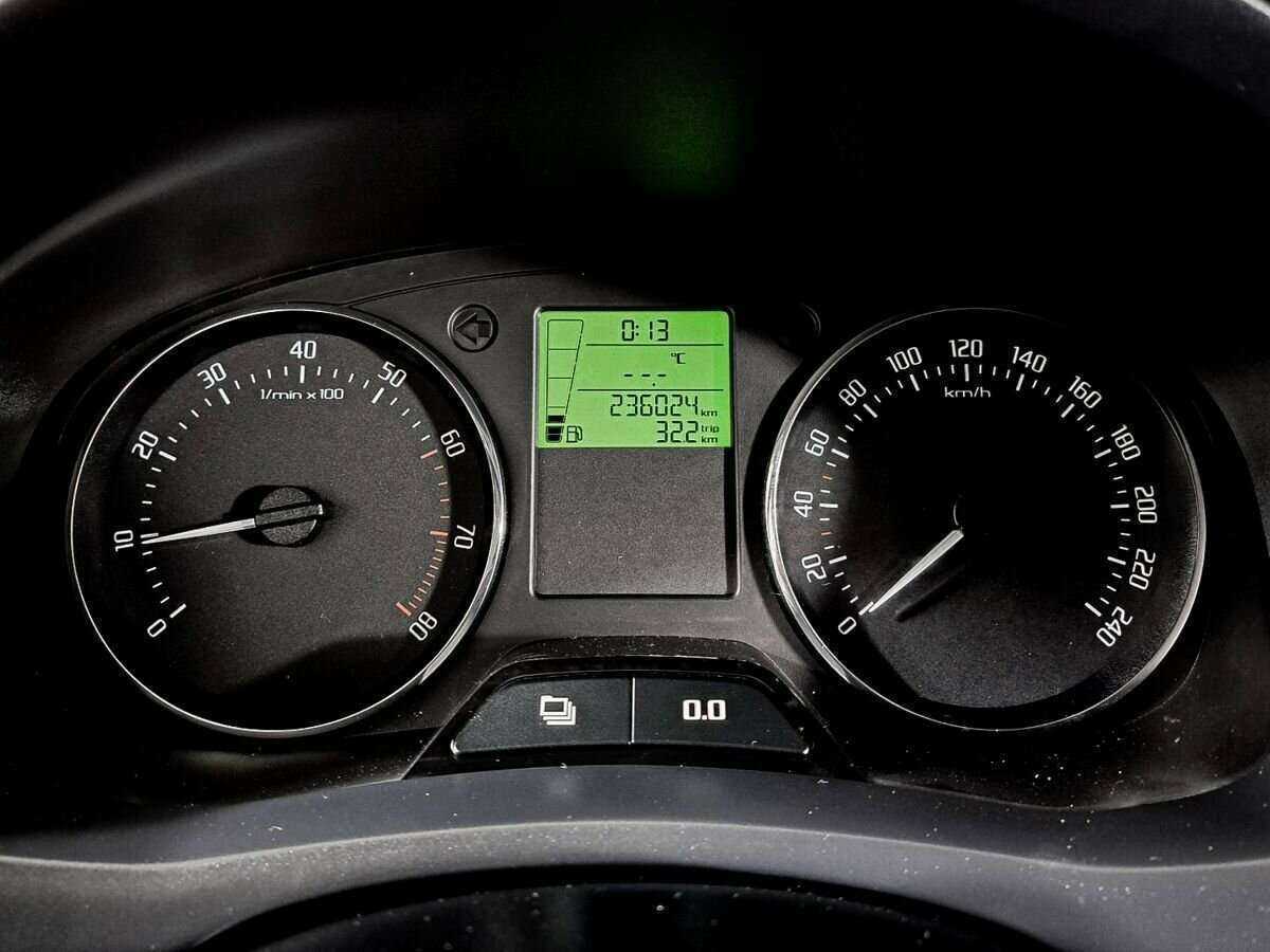 Skoda Fabia 2010 года с пробегом. Фото: #10