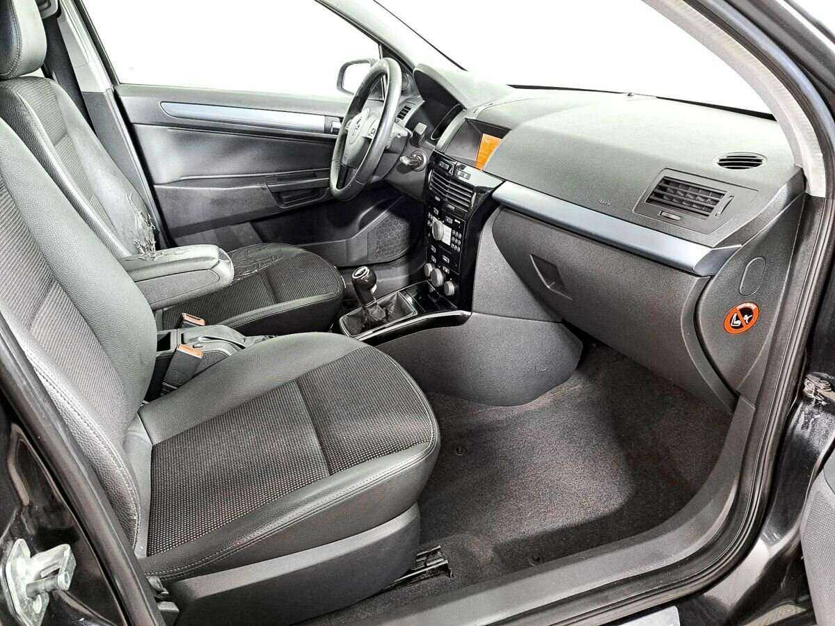 Opel Astra 2008 года с пробегом. Фото: #8